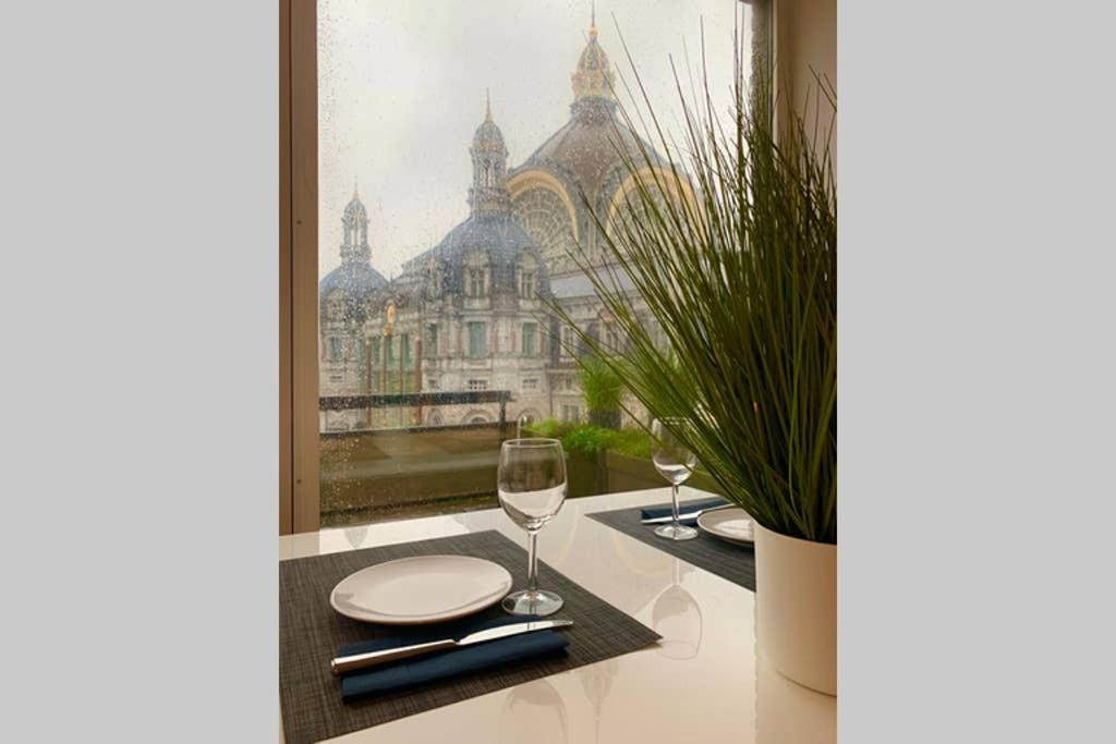 Appartement Penthouse, Rooftop Terrace, Free Netflix, Wifi And Airco Anvers