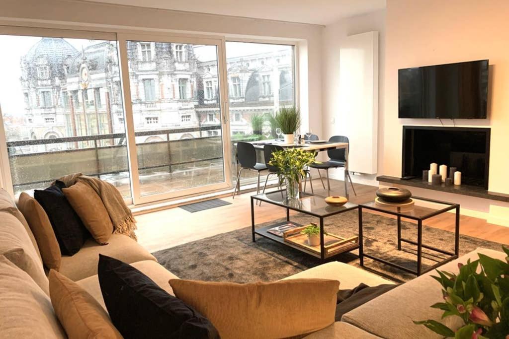 Appartement Penthouse, Rooftop Terrace, Free Netflix, Wifi And Airco Anvers