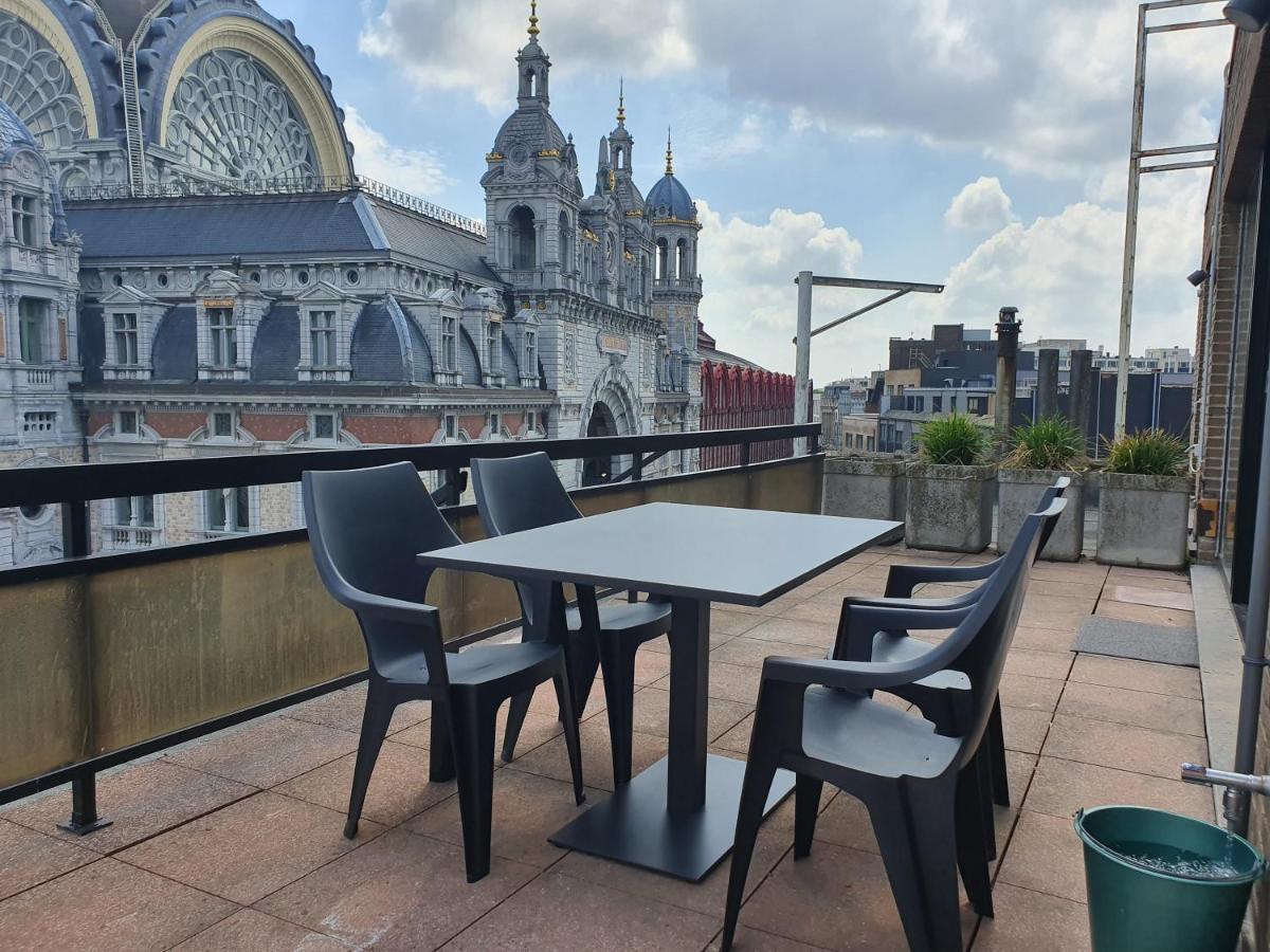 Penthouse, Rooftop Terrace, Free Netflix, Wifi And Airco